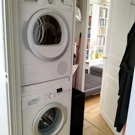 9e, Rue Des Martyrs, Calme & Lumineux Daire *